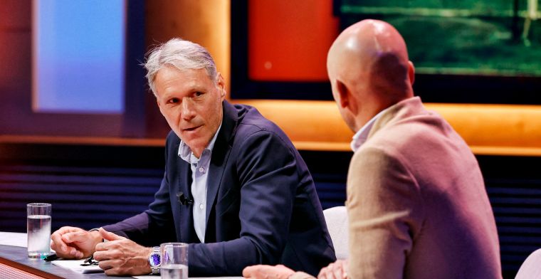 Van Basten betoogt tegenover Van der Sar: 'Ajax heeft een middelmatige selectie'