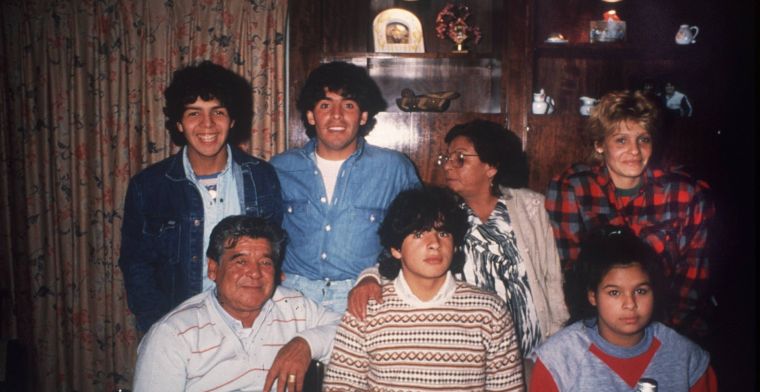 Broer van Diego Maradona op 52-jarige leeftijd overleden aan een hartaanval