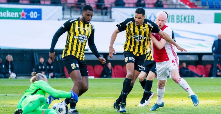 Vitesse wijst 'mooiste clubs' af: Bazoer en Doekhi gaan transfervrij vertrekken