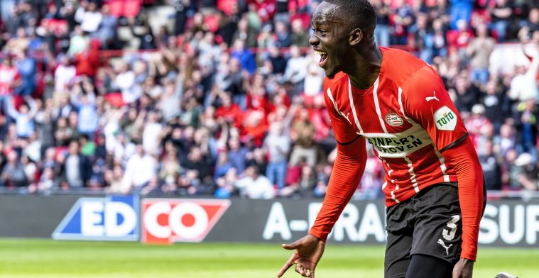 PSV slaat slag en verlengt met sleutelspeler: 'We zijn zeer tevreden over hem'