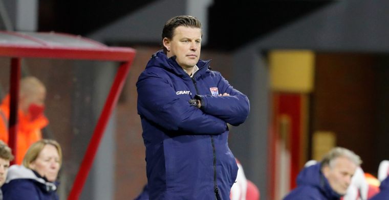 'Van Bommel kiest één assistent bij Antwerp FC, twee uit de koker van Overmars'