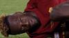 Diep en diep triest: Roma-aanvaller Abraham deelt knipoog uit na 'blessure'
