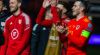 Wales voor het eerst in 64 jaar naar WK-voetbal, Bale wederom belangrijk