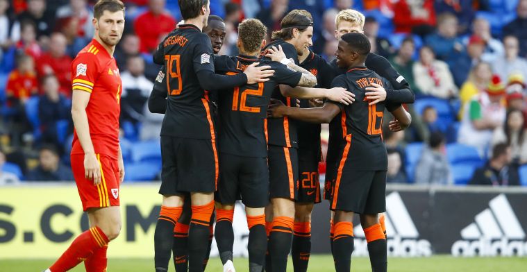 LIVE: Nederland wint nipt van Wales door bizar slot, Weghorst scoort (gesloten)
