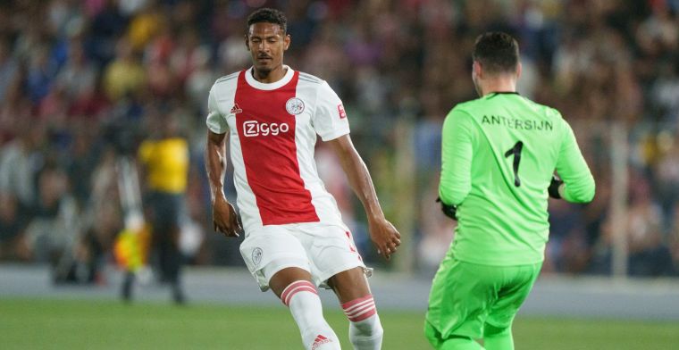 Haller wordt transfer afgeraden: 'Bij Ajax moet je alleen op de juiste plek staan'