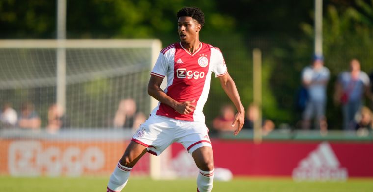 'Douglas (20) verlaat Jong Ajax en gaat avontuur aan in Kerkrade'
