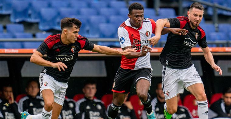 Feyenoord verliest laatste oefenwedstrijd in slotminuten van Osasuna