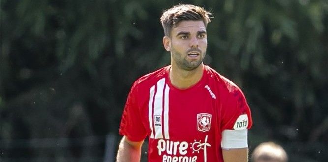 Twente-selectie bekend: twijfelgeval Pröpper en Salah-Edinne mee naar Servië