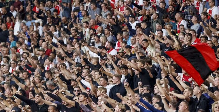 Dringend advies voor fans vanuit Ajax: 'Ga niet herkenbaar over straat in Napels'