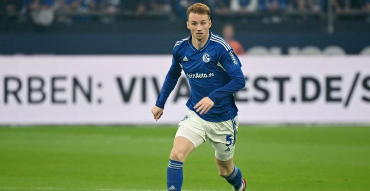 Schalke komt met slecht nieuws: Van den Berg dit jaar niet meer in actie