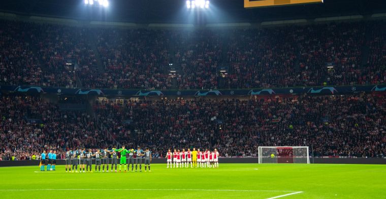 Amsterdamse politie pakt ruim honderd Napoli-supporters op na duel met Ajax