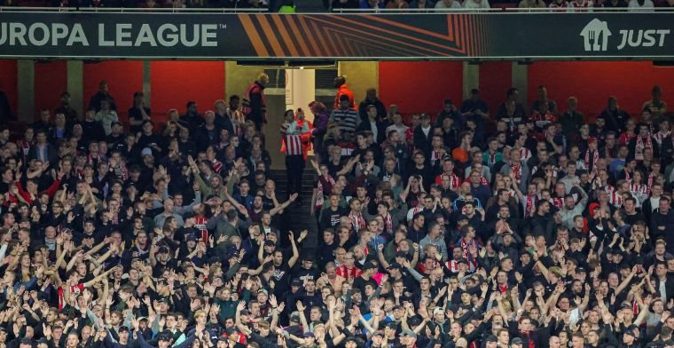 PSV-supportersvereniging hekelt kleine club 'fans': 'Kappen met die onzin!'