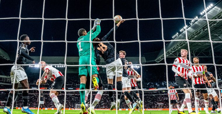 Britse media loven 'zeer dominant' PSV na overtuigende zege op Arsenal            