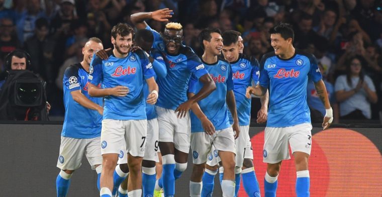 Van voetbalfeest naar billenknijpen: Napoli bindt ook Udinese aan de zegekar