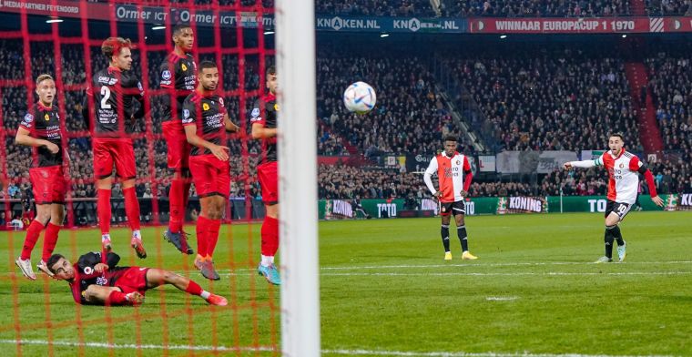 Feyenoord walst over Excelsior heen in Rotterdamse derby en is winterkampioen     
