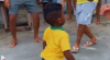 Hype in Brazilië gaande: zelfs de kleinste fans doen 'kippendans' Richarlison