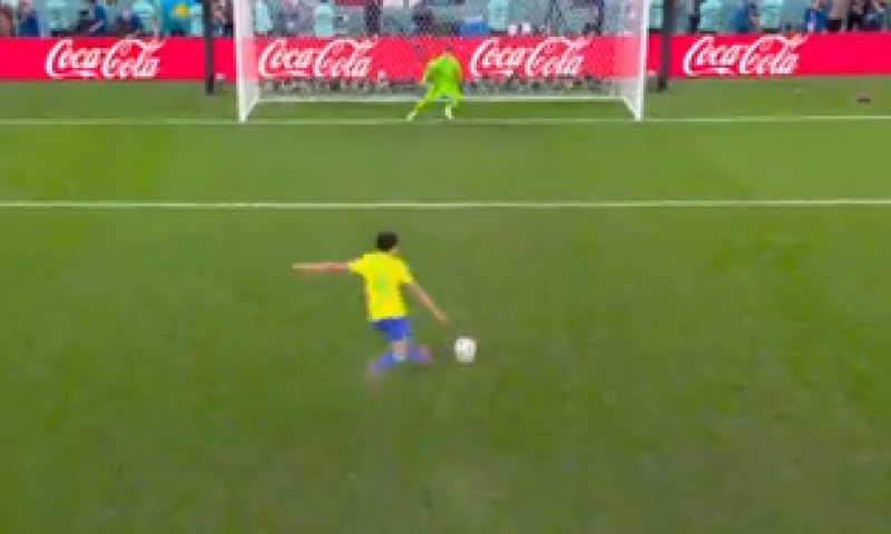 De volgende stunt op het WK: Marquinhos mist strafschop, Brazilië is uitgeschakeld