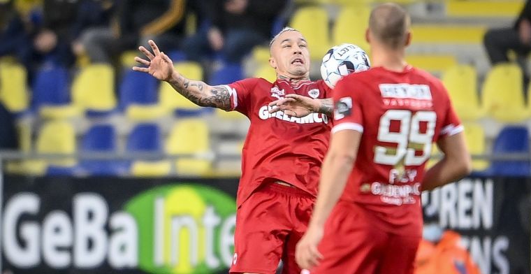 'Enfant terrible (34) kan op zoek naar nieuwe club: Antwerp verscheurt contract'