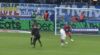 Wat gebeurt hier? Toulouse-verdediger maakt een bizarre eigen goal tegen Marseille