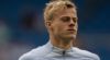 Van Hooijdonk tipt Feyenoord voor vervanger Trauner: 'Hij zou er gelijk staan'    