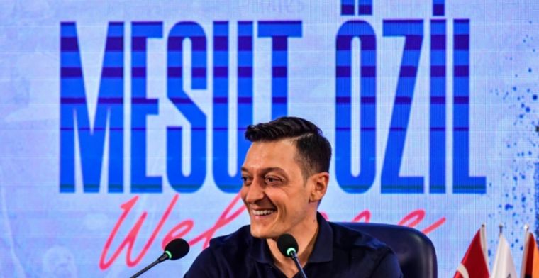 'Groot nieuws uit Turkije: Özil (34) informeert club en stopt per direct als prof'