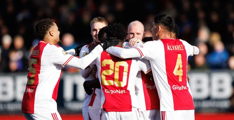 Ajax speelt Cambuur compleet van de mat en nadert koploper Feyenoord              