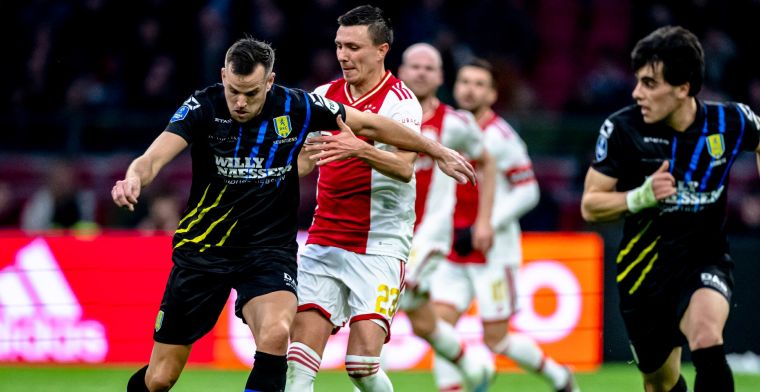 Seuntjens baalt flink na nederlaag tegen Ajax: 'Konden de boel niet dichthouden'
