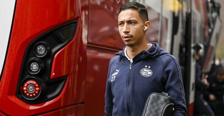 'Nieuwe domper voor PSV: Mauro Júnior moet trainingsveld geblesseerd verlaten'