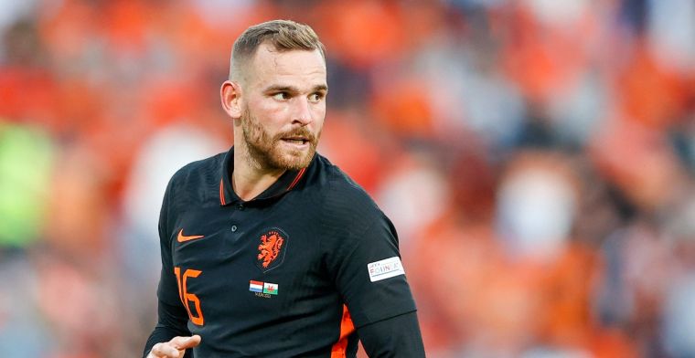 Janssen volgt voorbeeld van De Jong en stopt als international van Oranje         