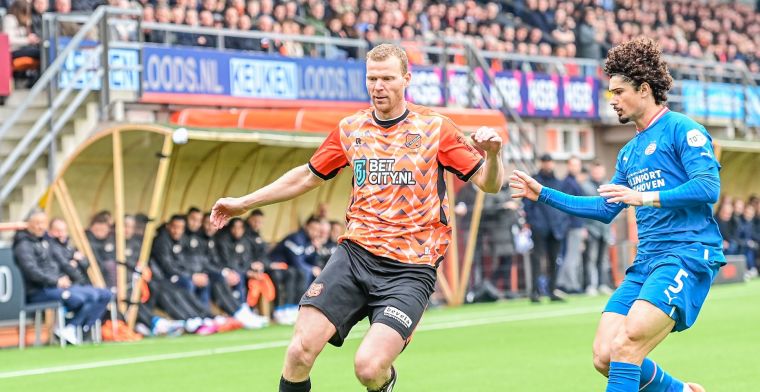 PSV boekt krappe overwinning op dapper spelend FC Volendam en klimt naar plek twee