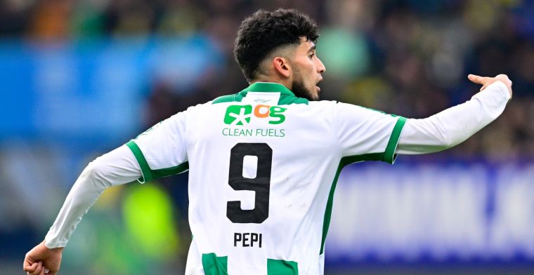 FC Augsburg reageert op harde uitspraken van begeerde Pepi: 'Goed gesprek gevoerd'