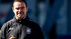 Overmars heeft nog altijd veel last van hartinfarct: 'Valt niet te herstellen'
