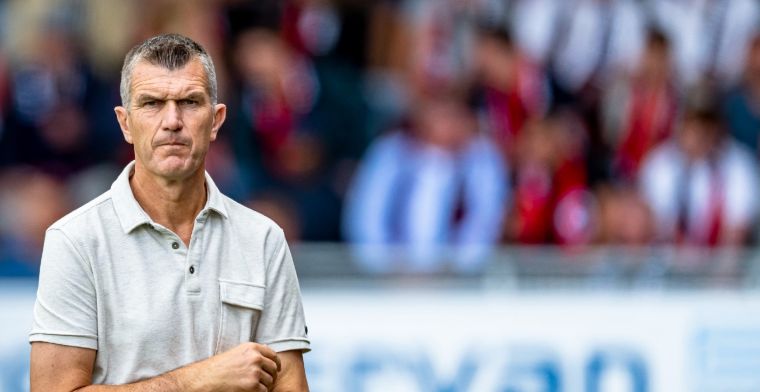 Dijkhuizen haalt hard uit naar Feyenoord: 'Dat vind ik misplaatste arrogantie' 