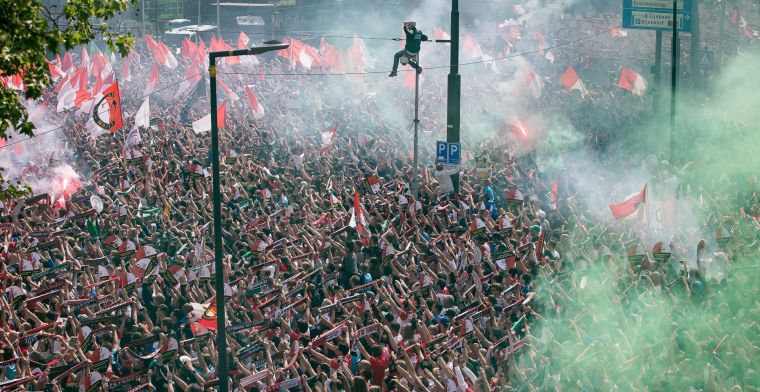VN langs de lijn: Xavi Simons bevrijdt PSV tegen Fortuna, AZ nadert derde plek