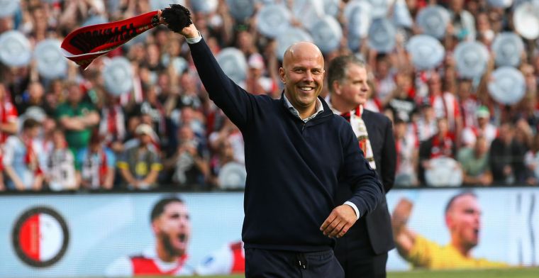 Tottenham Hotspur trekt aan Slot: deze trainers kunnen hem opvolgen bij Feyenoord