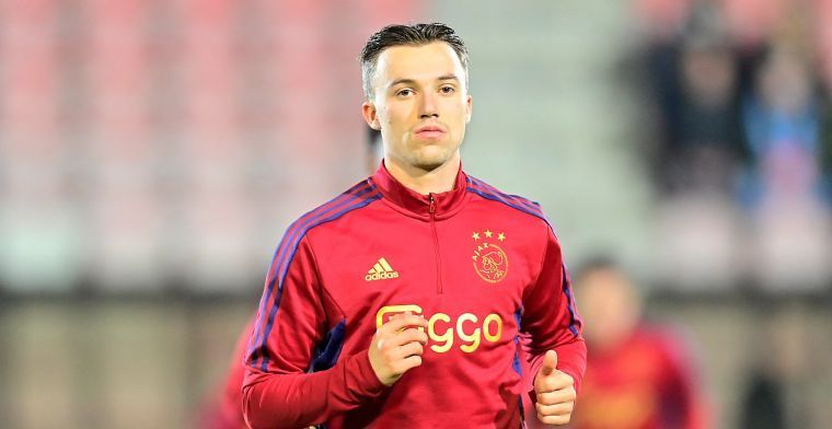 'Ajax ziet jonge verdediger vertrekken: Twente slaat eerste transferslag'
