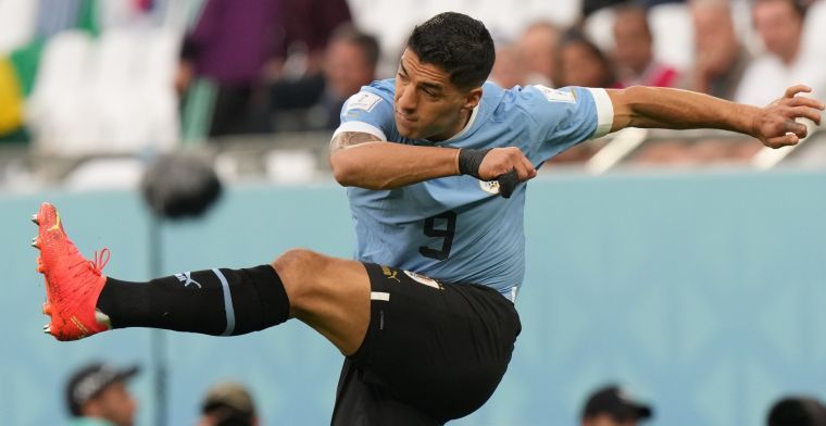 'Suárez gaat voetbalschoenen aan de wilgen hangen wegens knieartrose' 