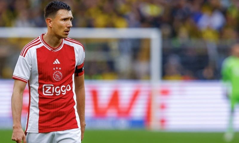 Steijn Verklapt Basisspeler In Eerste Europese Duel Ajax: 'Is Er Klaar ...