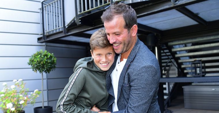Ajax heeft eindelijk beet: 17-jarige Damian van der Vaart tekent contract