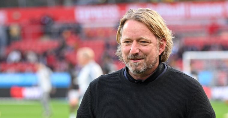 Wie heeft technisch directeur Sven Mislintat aangesteld bij Ajax?