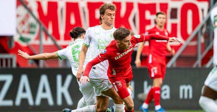 Feyenoord weet rode Twente-muur niet te slechten en loopt averij op in titelstrijd