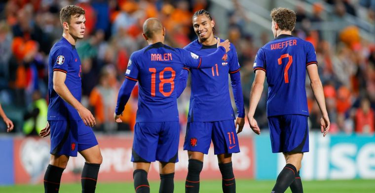 Oranje beëindigt EK-kwalificatie met zege bij Gibraltar door hattrick van Stengs