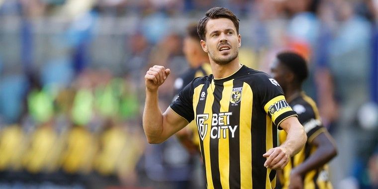 'Sturing gooit het roer om bij Vitesse met opvallende positie voor Van Ginkel'
