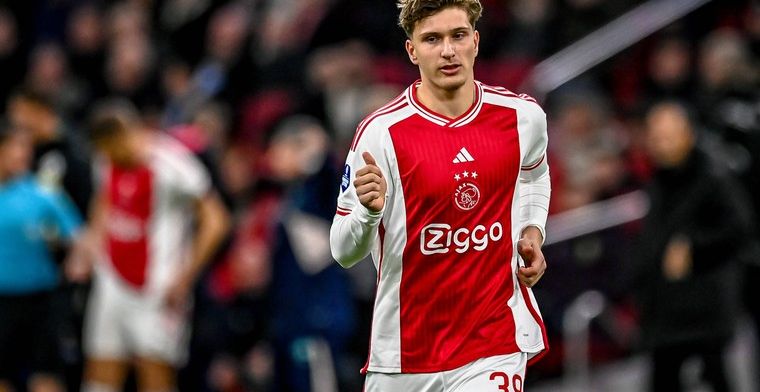 Ajax bevestigt blessure Godts: buitenspeler staat lange tijd langs de kant