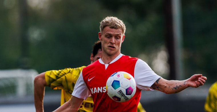 'Bologna dicht bij Odgaard, Van Hooijdonk op weg naar Championship'            
