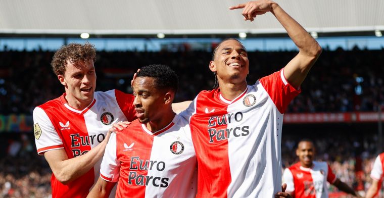 Feyenoord vernedert kansloos Ajax met waanzinnige uitslag in De Kuip