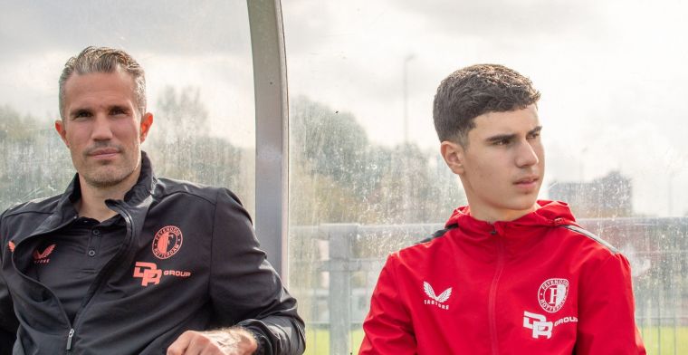 'Feyenoord-icoon is in beeld om de nieuwe trainer van Heerenveen te worden'