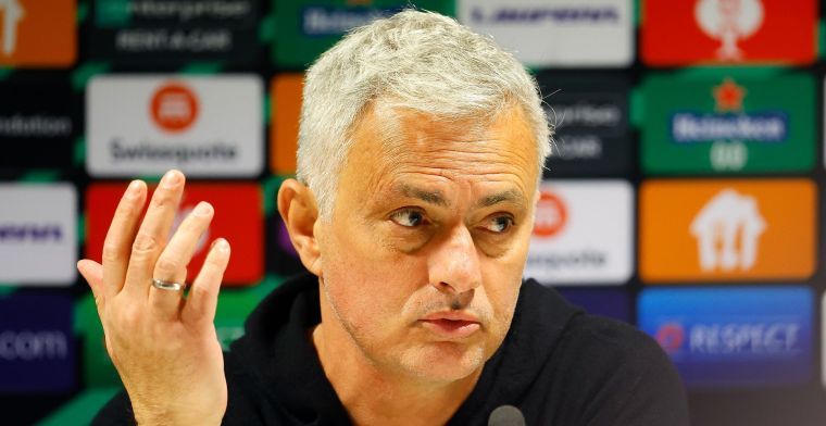 'Club uit Saudi-Arabië wil José Mourinho aantrekken als nieuwe hoofdtrainer'